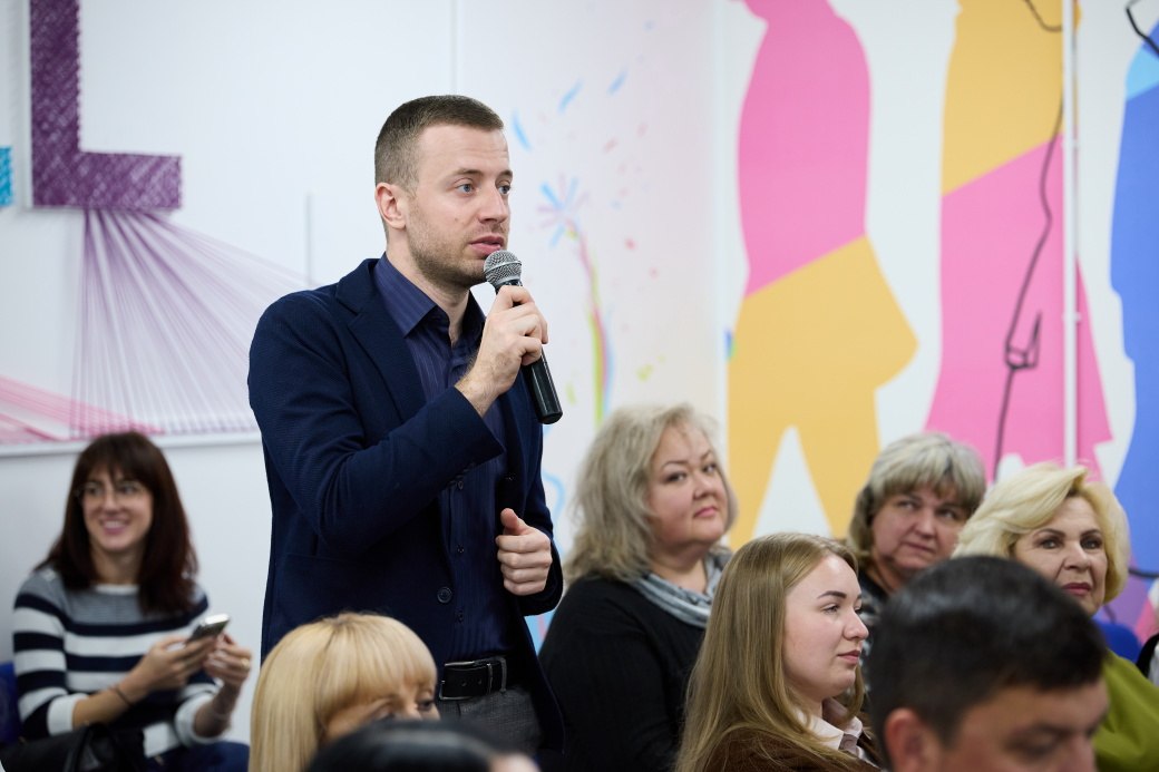 Ігор Терехов зустрівся з освітянами Харкова: обговорили зарплати, укриття та ініціативи для вступників